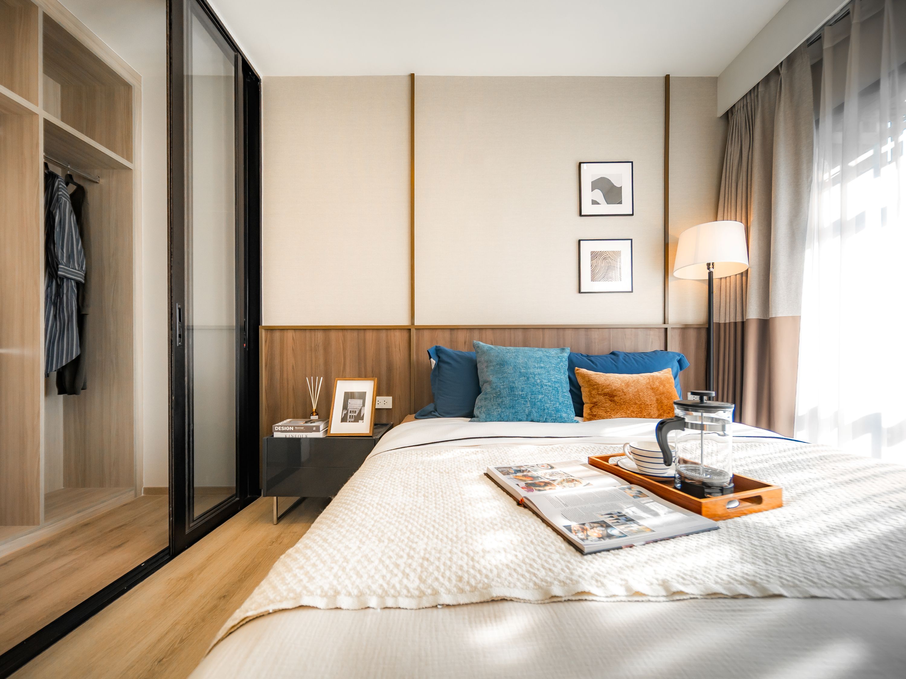 IMAGE - 11048